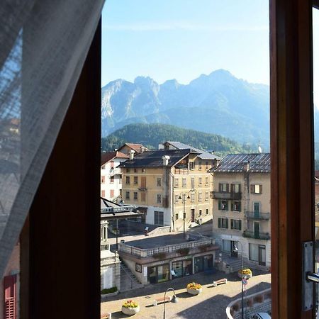 Lozzo Cadore Lozzo Di Cadore - Dolomiti - Piazza IV Novembre מראה חיצוני תמונה