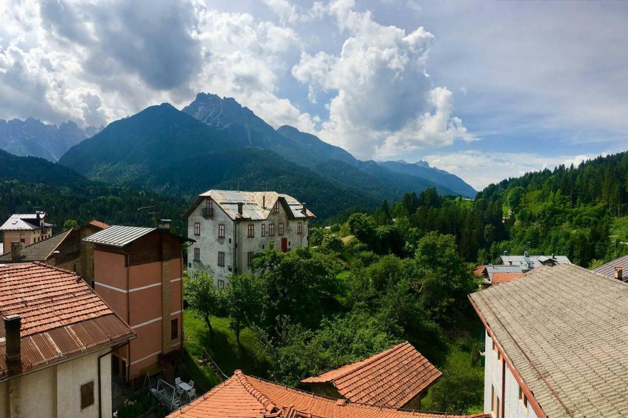Lozzo Cadore Lozzo Di Cadore - Dolomiti - Piazza IV Novembre מראה חיצוני תמונה