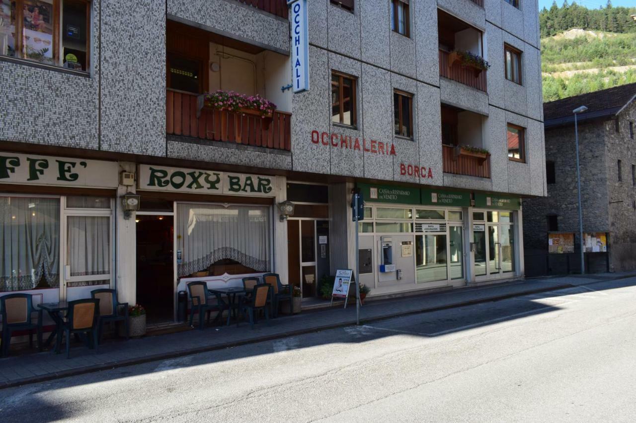 Lozzo Cadore Lozzo Di Cadore - Dolomiti - Piazza IV Novembre מראה חיצוני תמונה